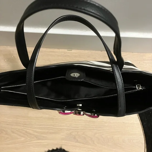 Betsey Johnson Black and White Striped Tote Bag with Pink Bow - Picture 3 of 4